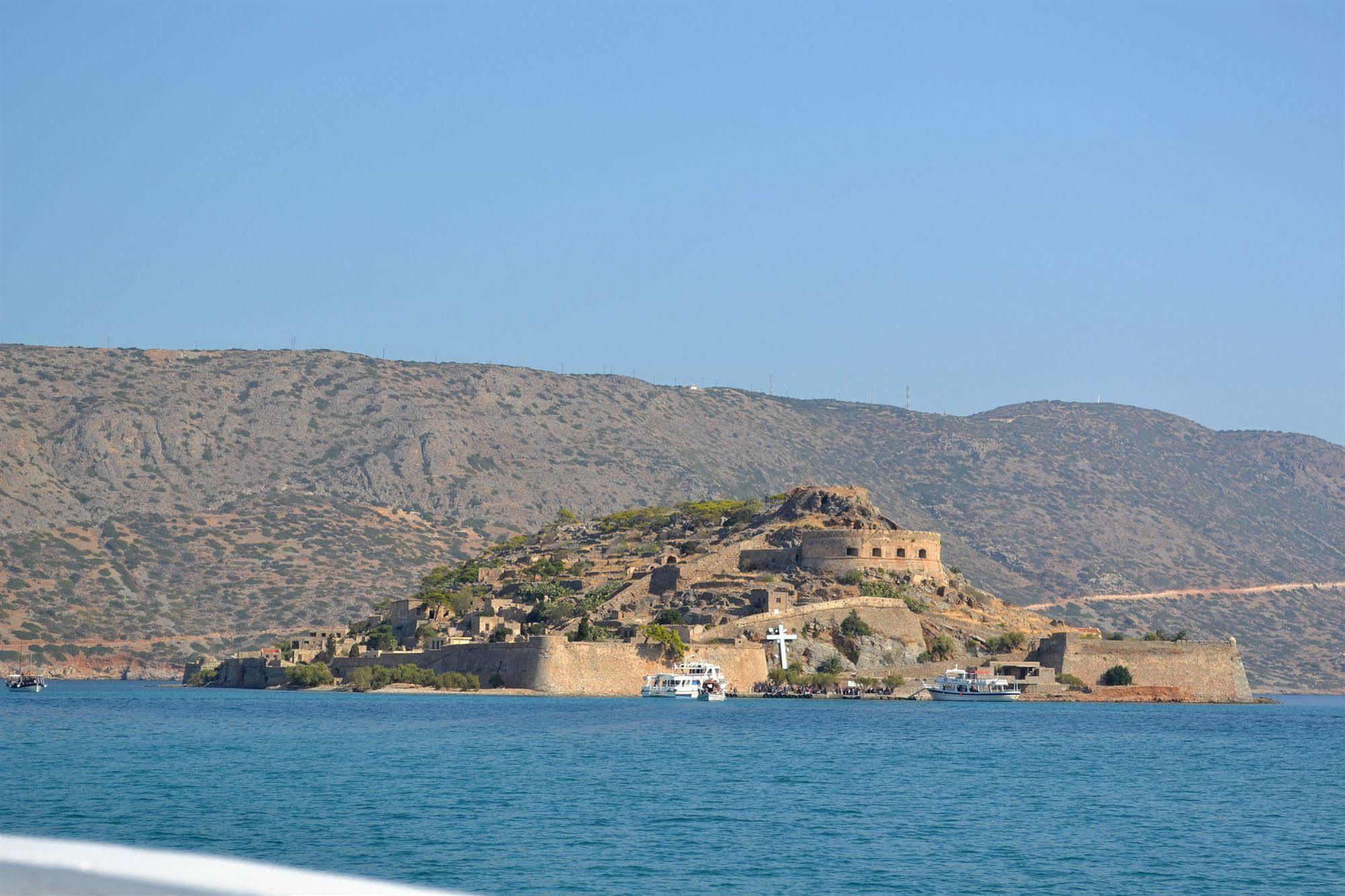 Olive Garden Apts & * Elounda (Crete)