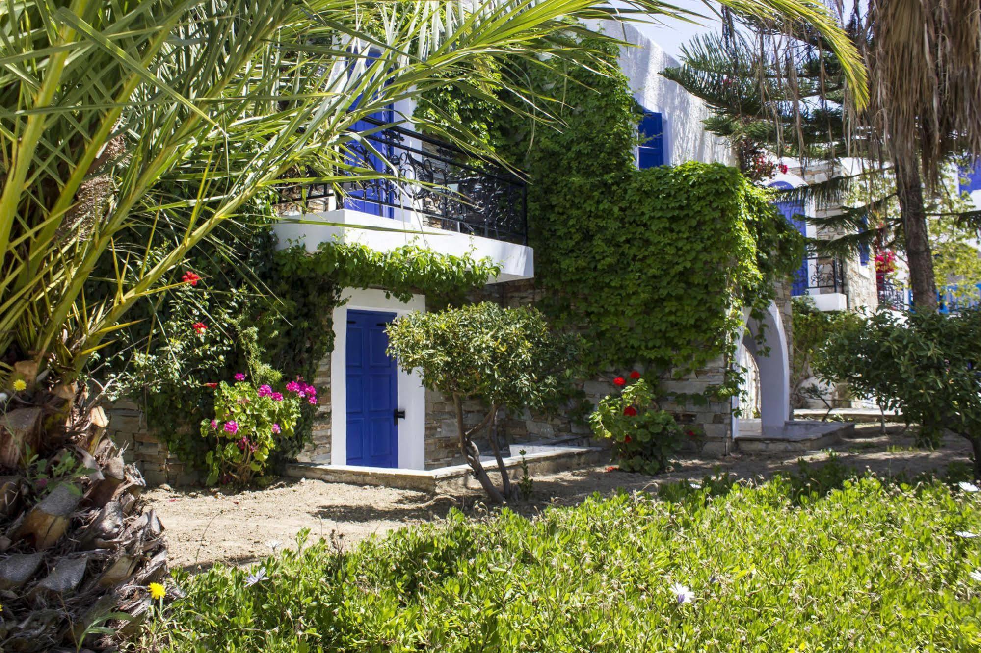 Naxos Holidays Hotel 3*