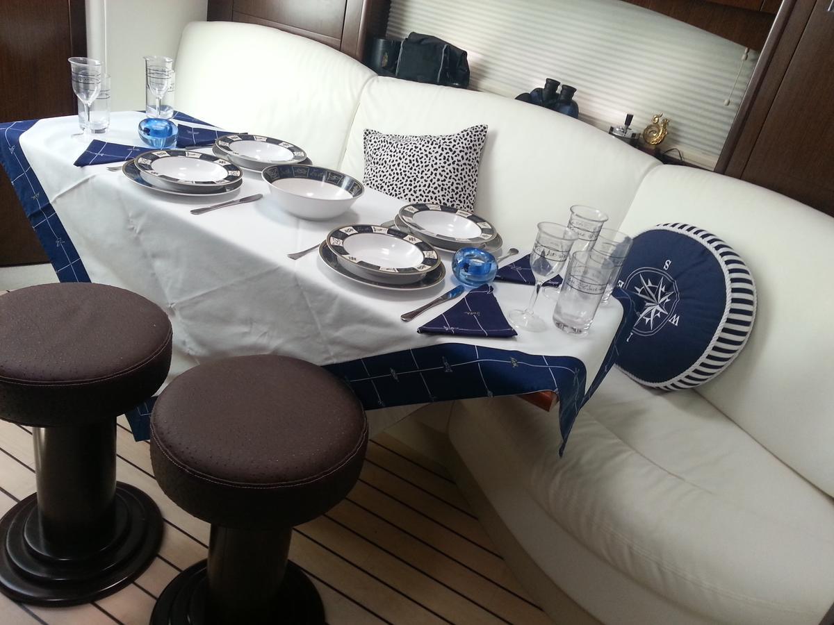 Botel Themis Mcpy *