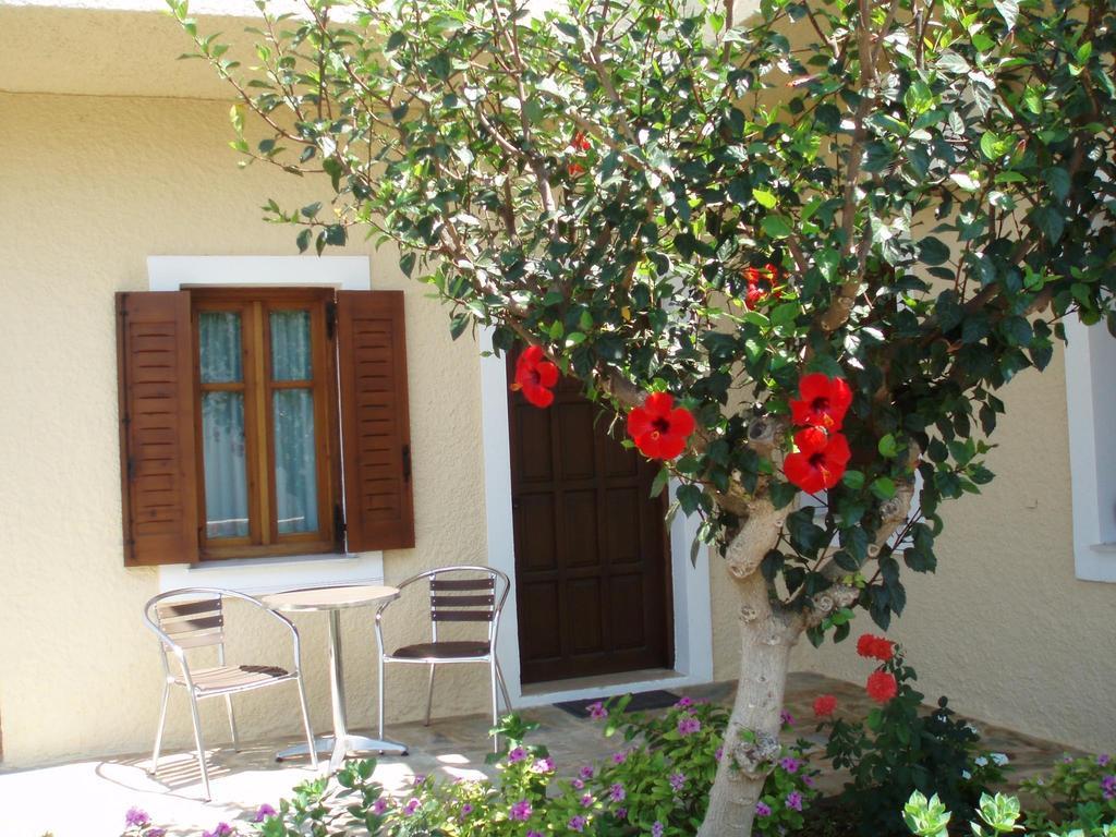 Apartment Perigiali *