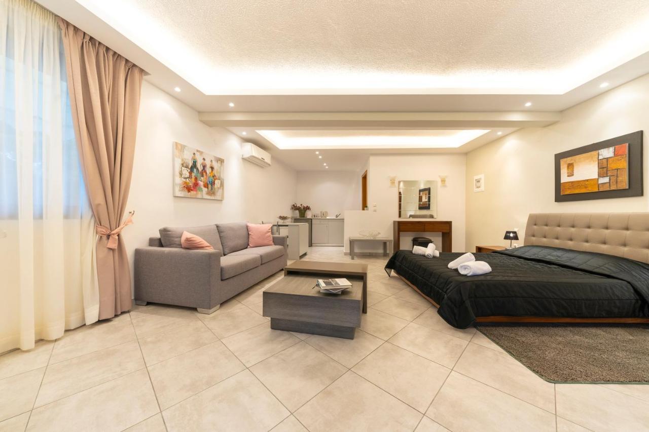 Romantica Hotel Palaiontsiflikion