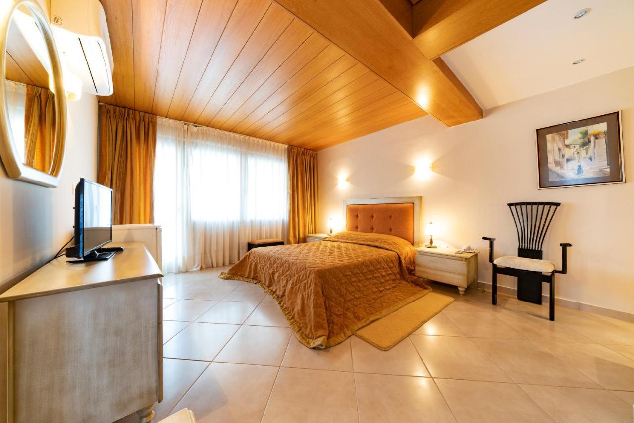 Hotel Romantica *