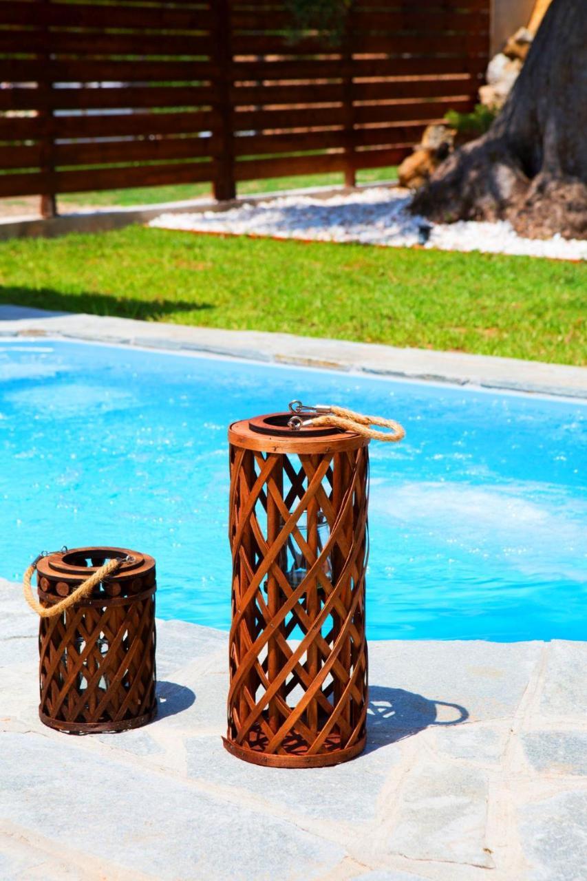 Salonikiou & Agios Nikolaos (Chalkidiki)