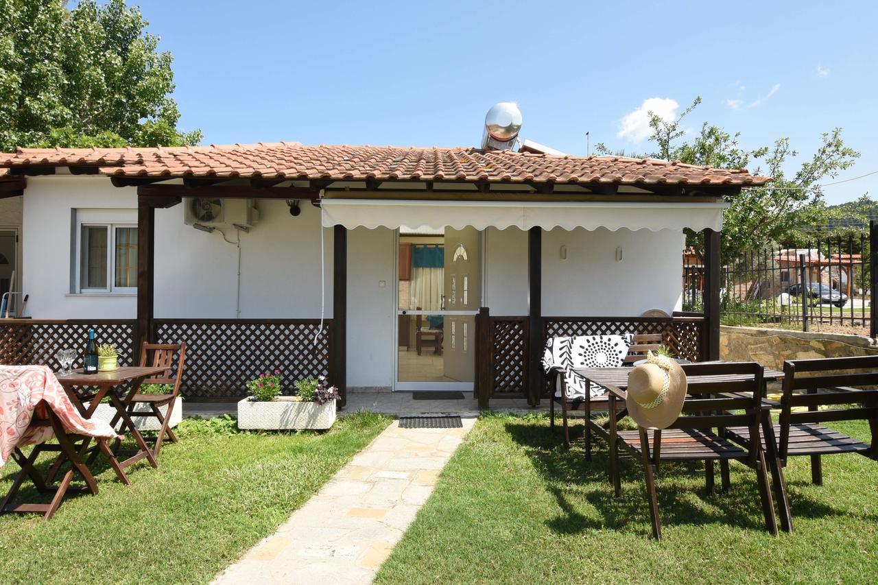 Apartment Haus Platanos & By The Sea
