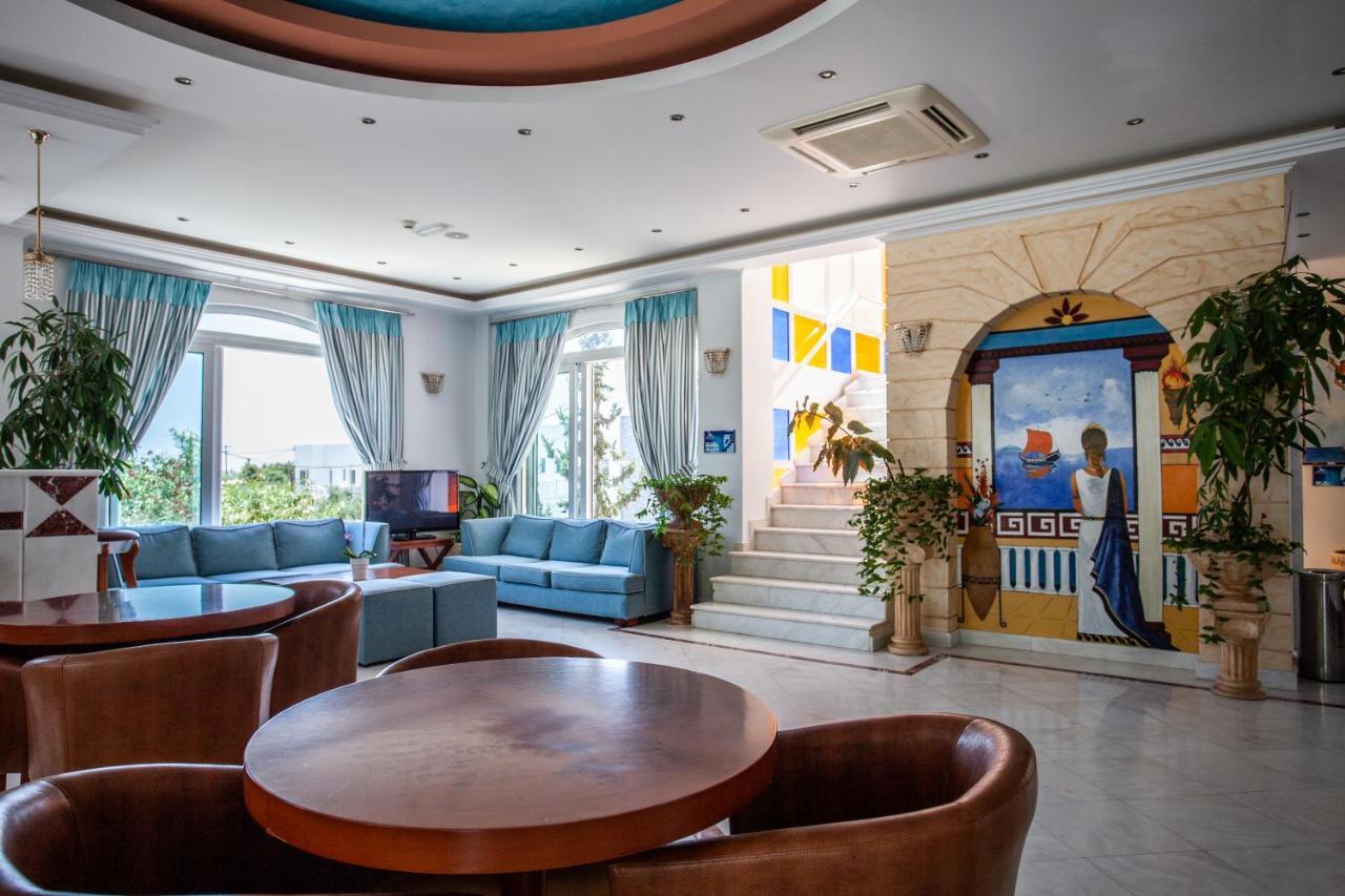 Porto & Hotel Plakias