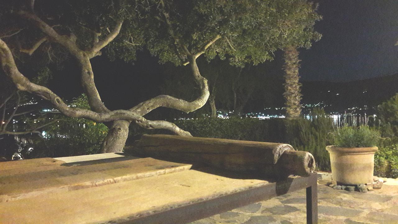 Island * Elounda (Crete)