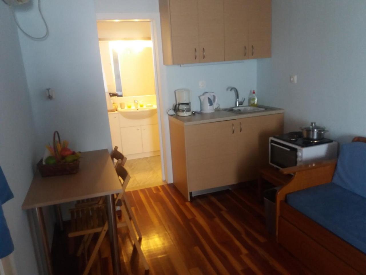 Holiday home Per Mare Loutra Oraias Elenis