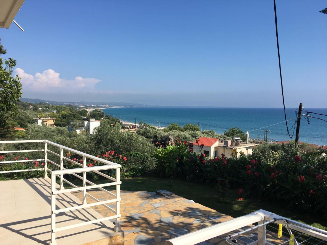 Spiros 2* Kastrosikia