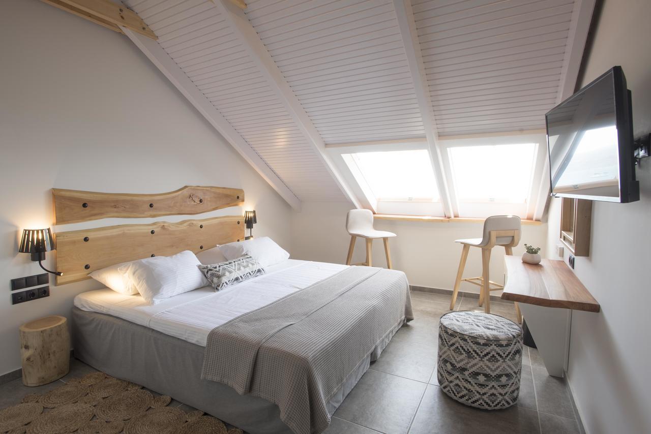 Zoe Seaside Hotel