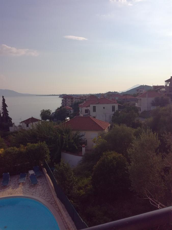 Avra 3* Monastiraki (Phocis)