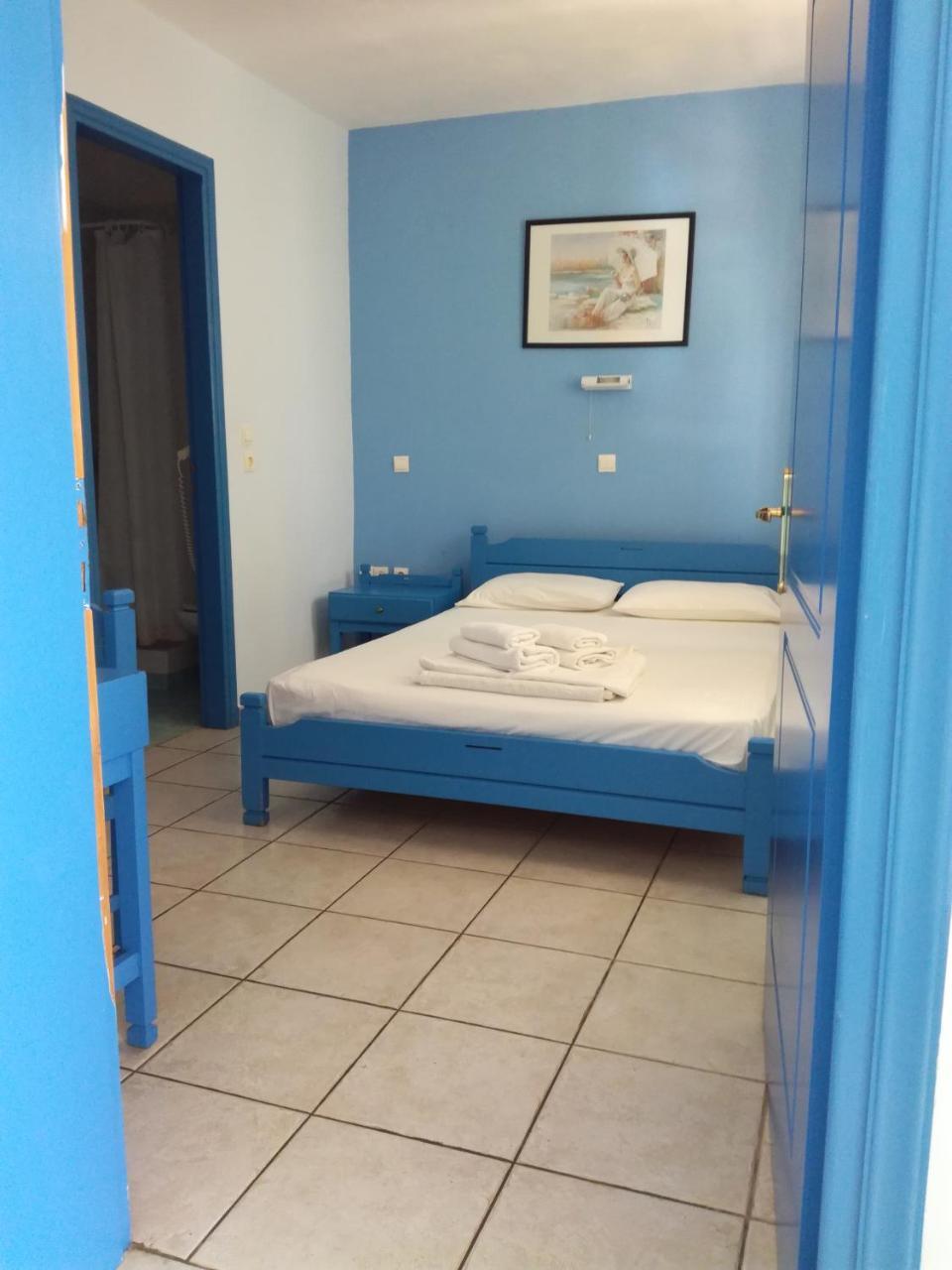 Hotel Avra 3*