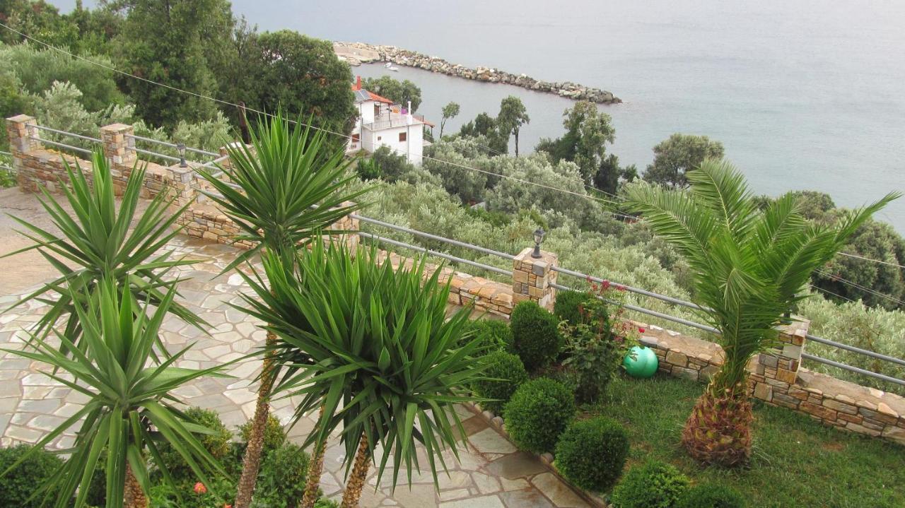 Guesthouse Enastron Chorefton