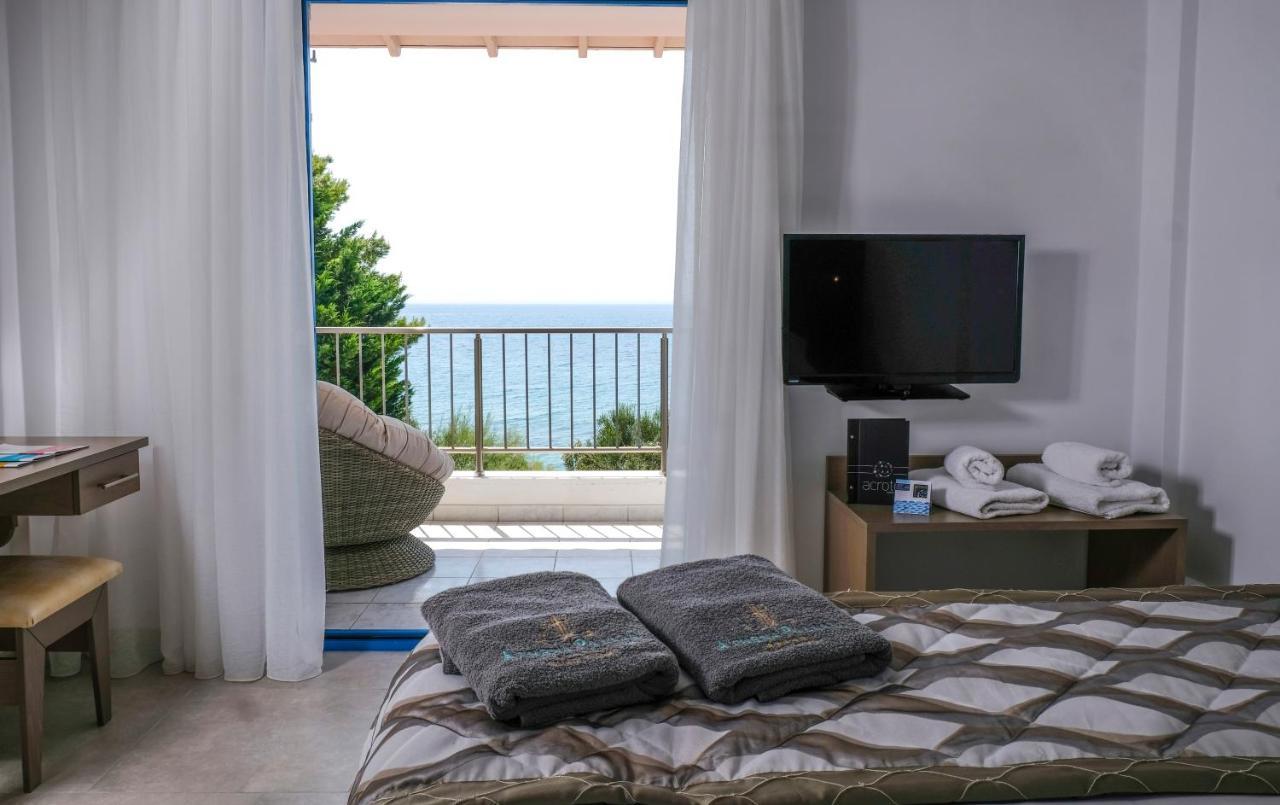 Acrotel Athena * Elia Nikitis