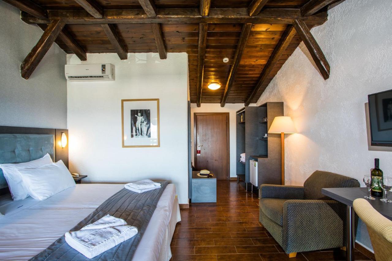 Hotel Coral Blue