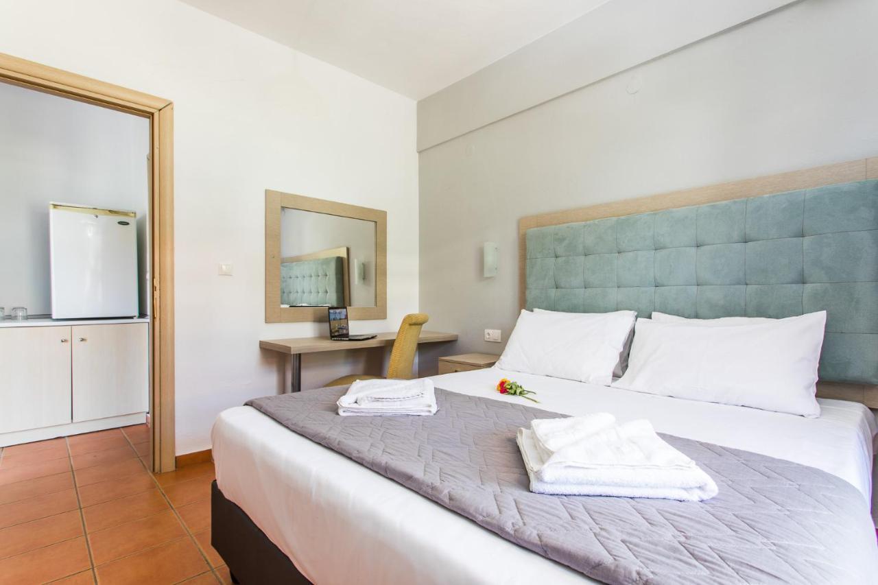 Hotel Coral Blue Gerakini