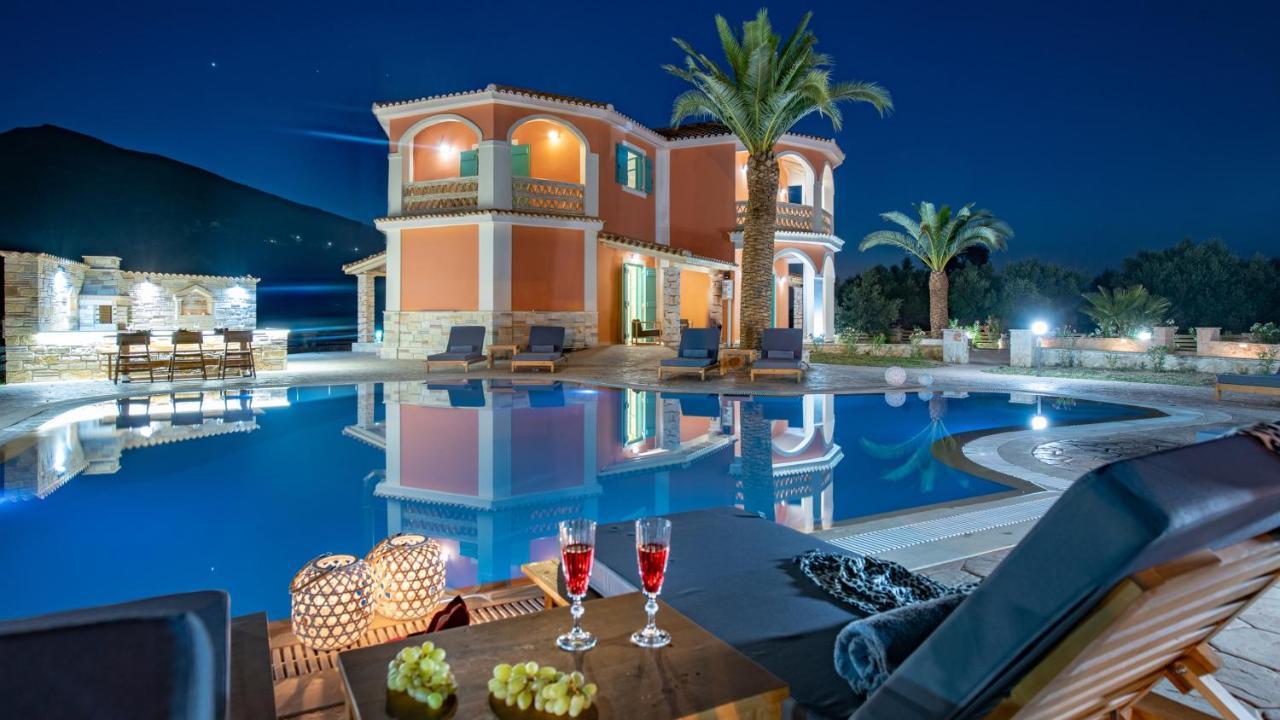 Amari Villa *