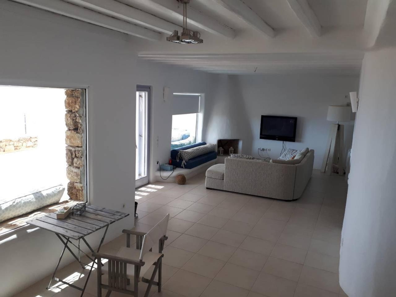 Lia Luxury Villa *