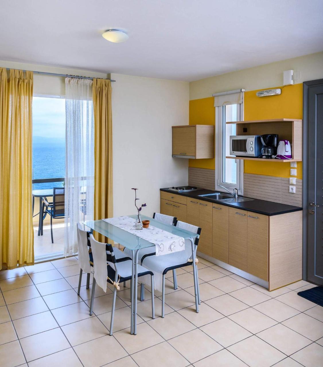 Homes 3*