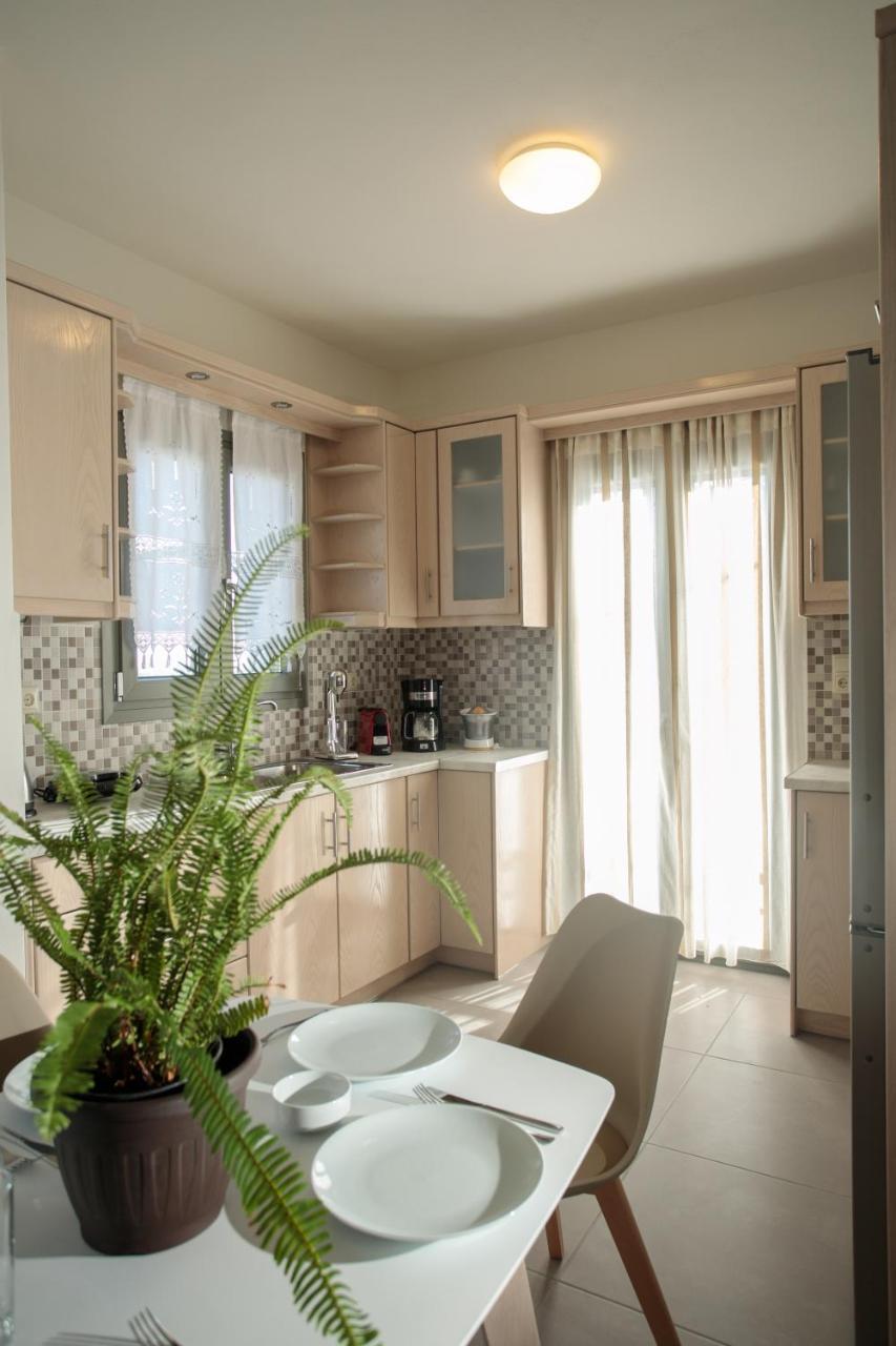 Sweet Naxos 3*