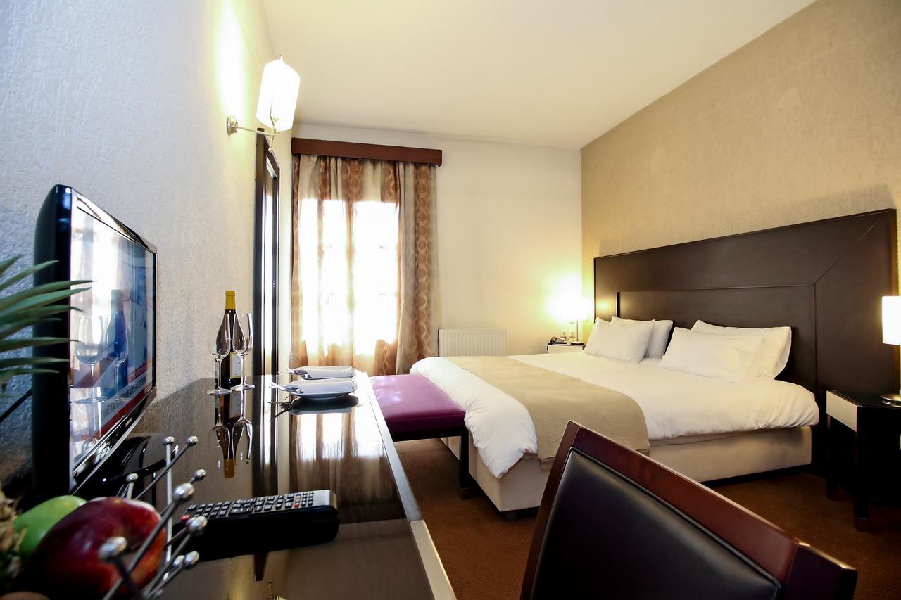 Hotel Boutique Parnassia 4*