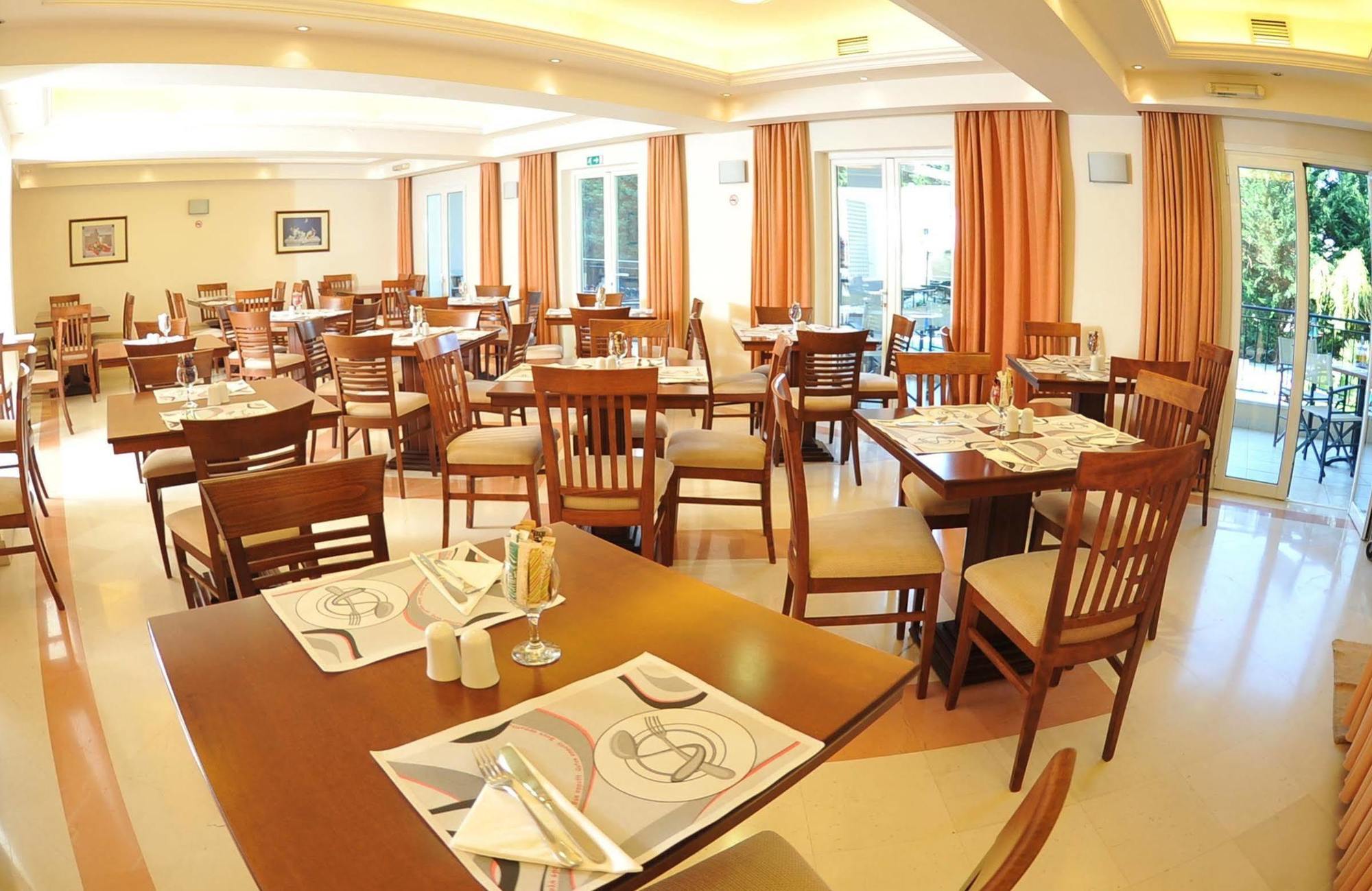Corfu Hellinis 3*