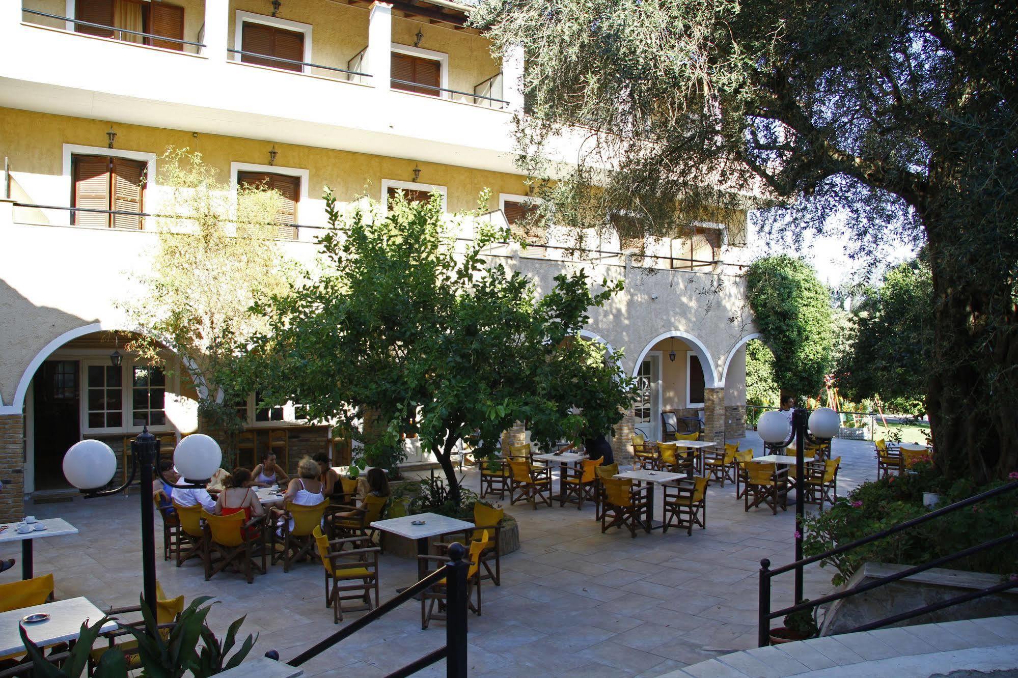 Bintzan 3* Gastouri (Corfu)