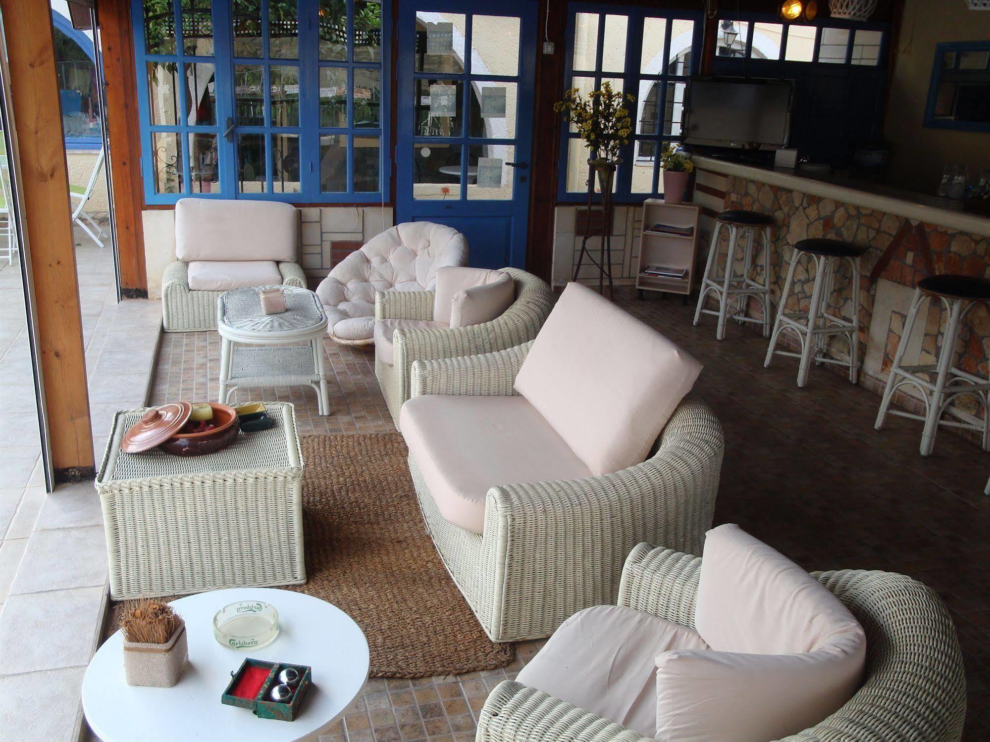 Maria Flora Aparthotel
