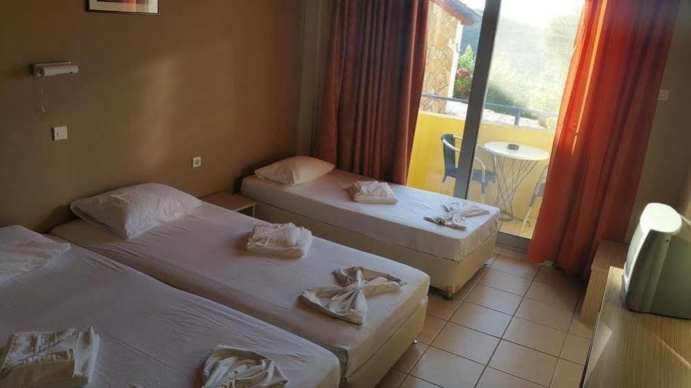 Politia Hotel