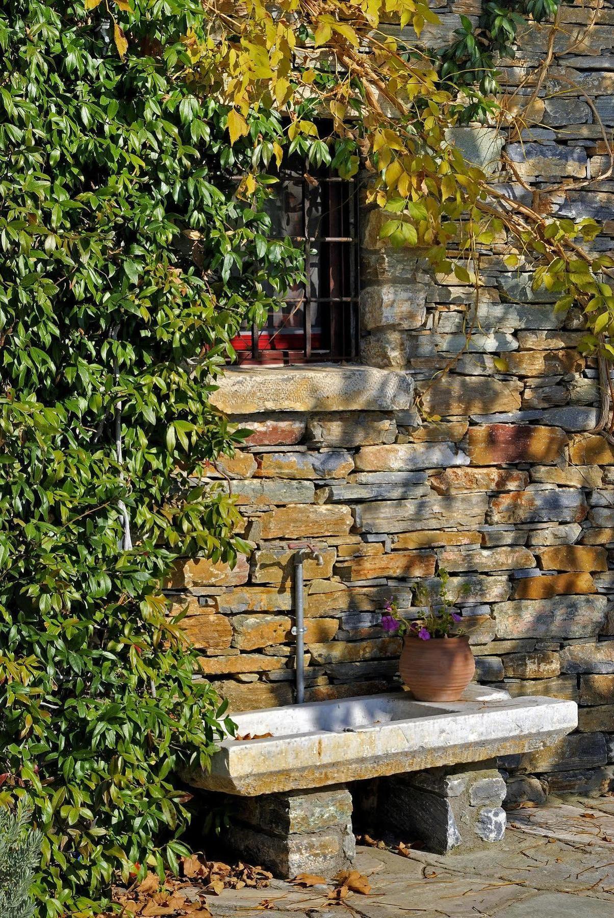 Anovolios Boutique Agios Georgios Nilias