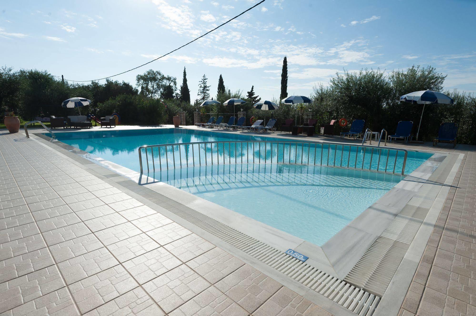 Crystal Blue Hotel, Aparthotel 3*