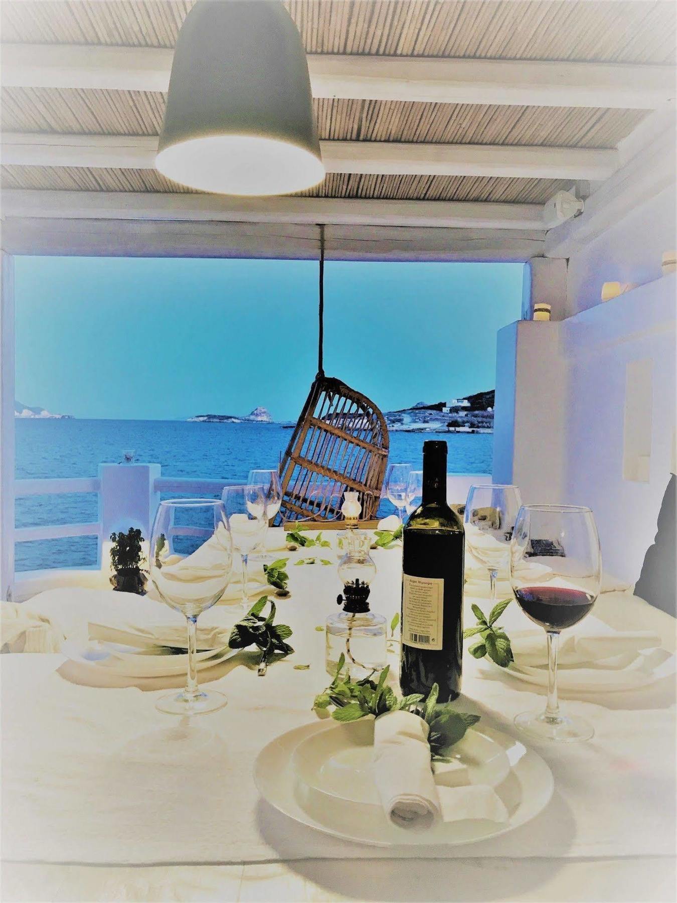 Captain Zeppos Hotel