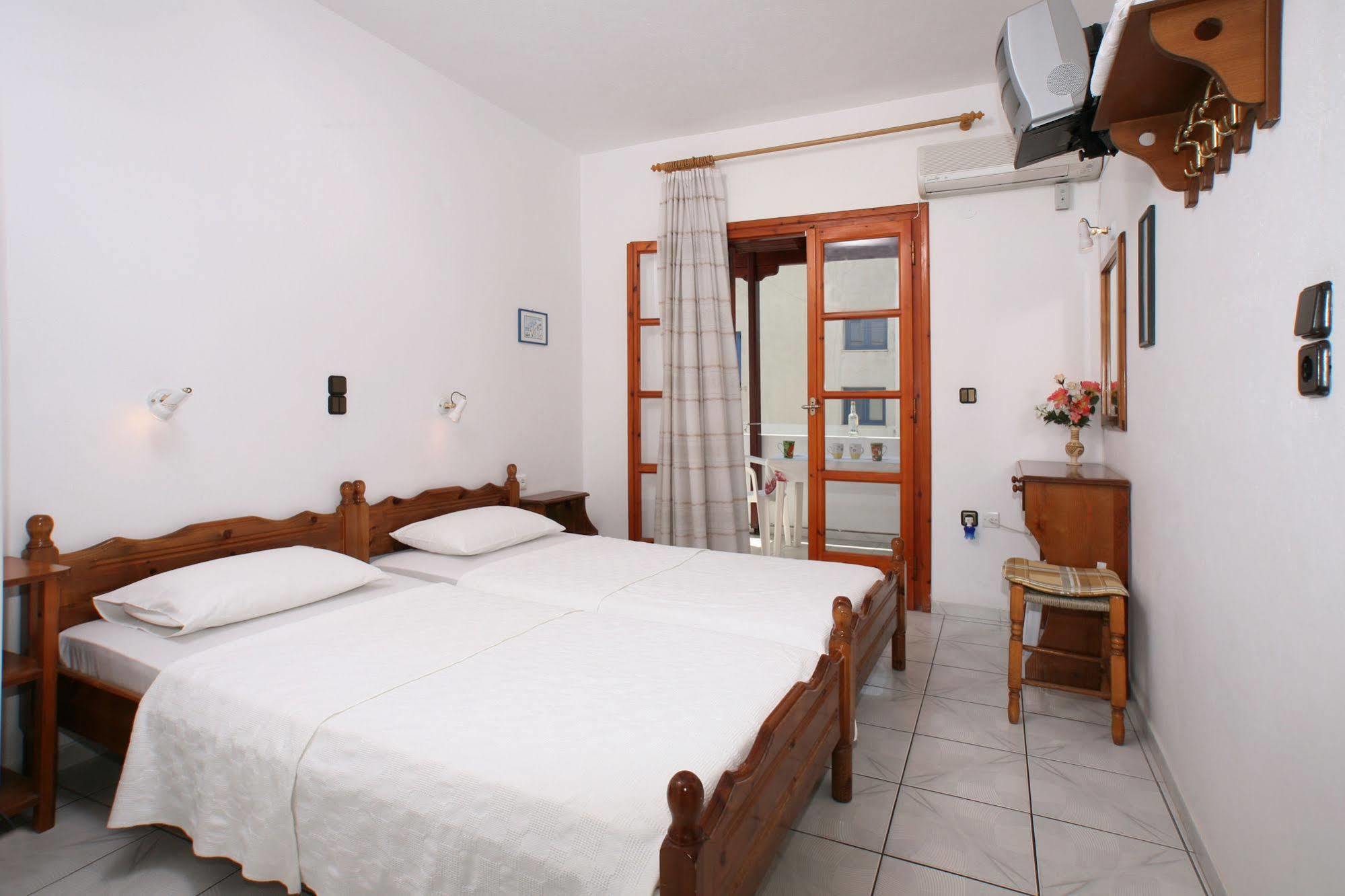 Kapetanos Apartment *
