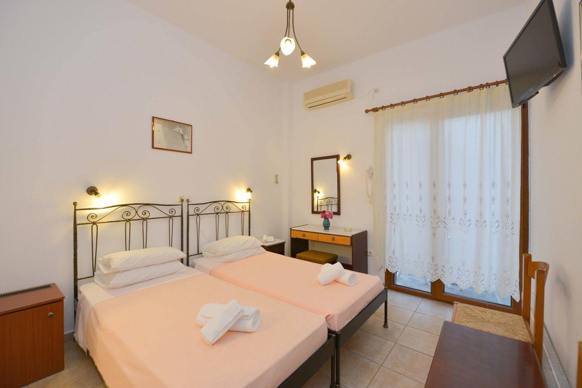 Artemon Hotel Artemonas