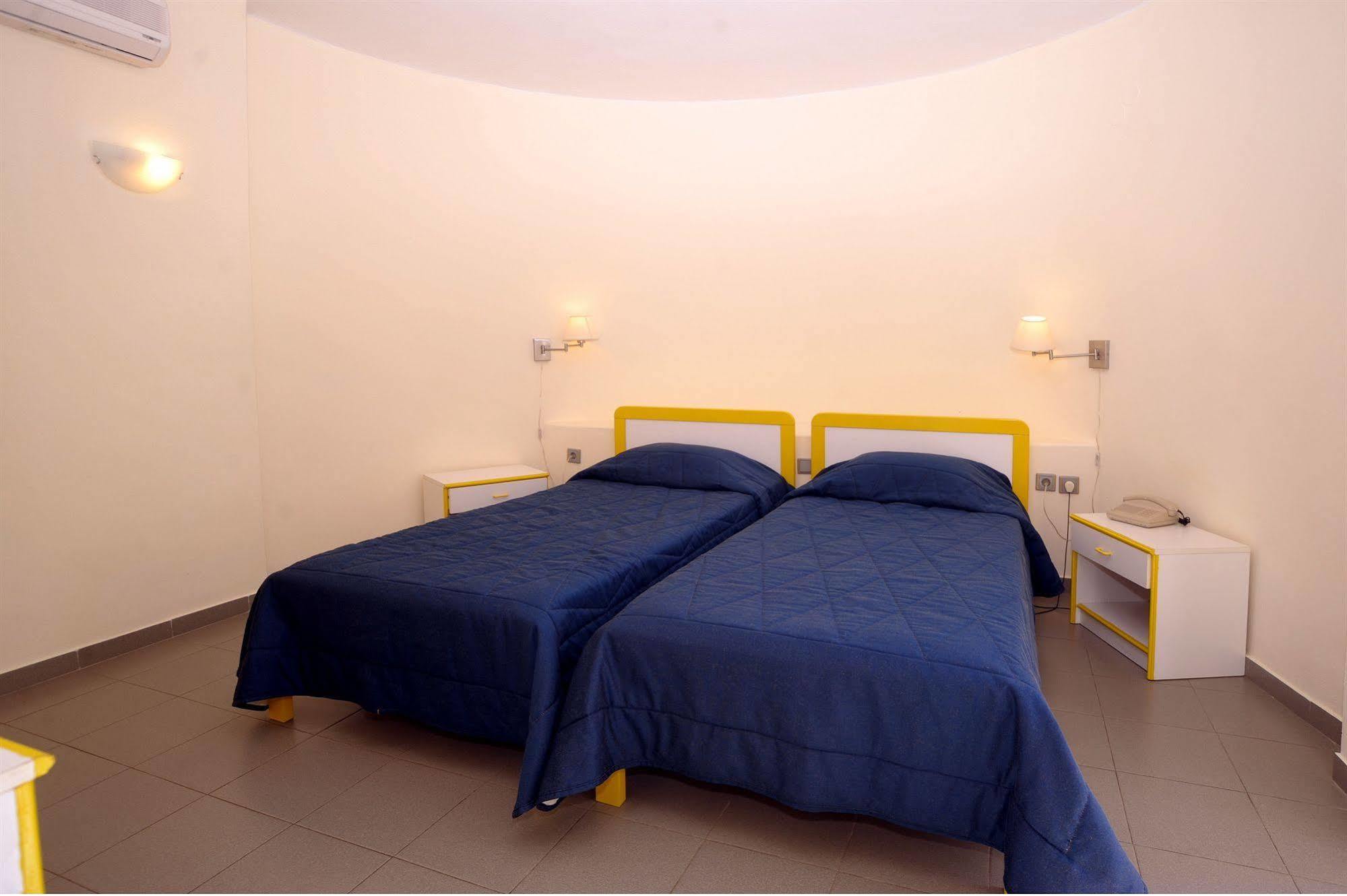 Nikolaos House Aparthotel