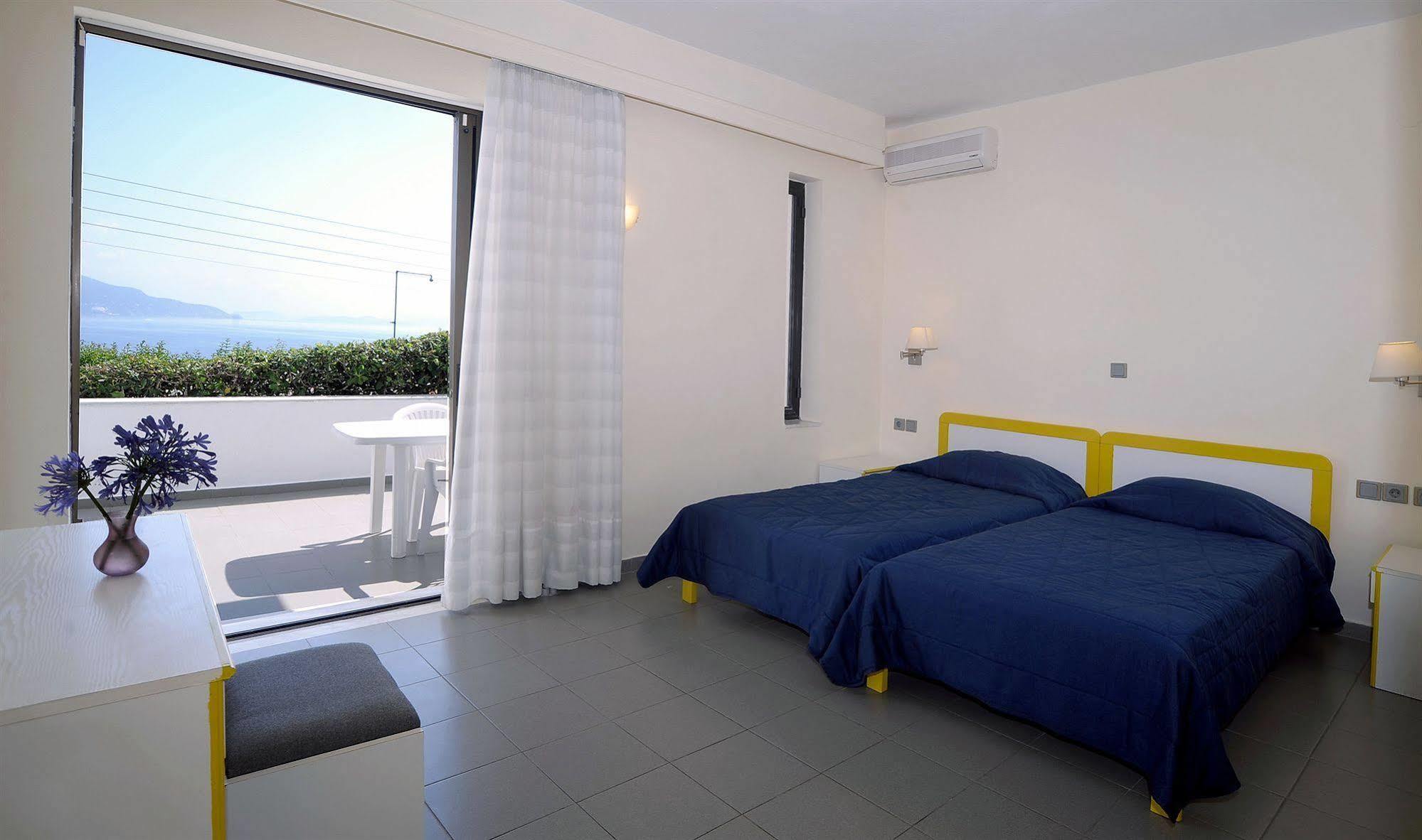 Nikolaos House 2*