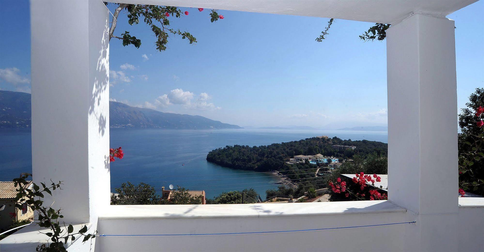 Nikolaos House Aparthotel