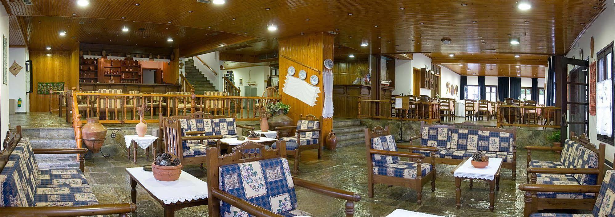 Dionyssos Skopelos Town