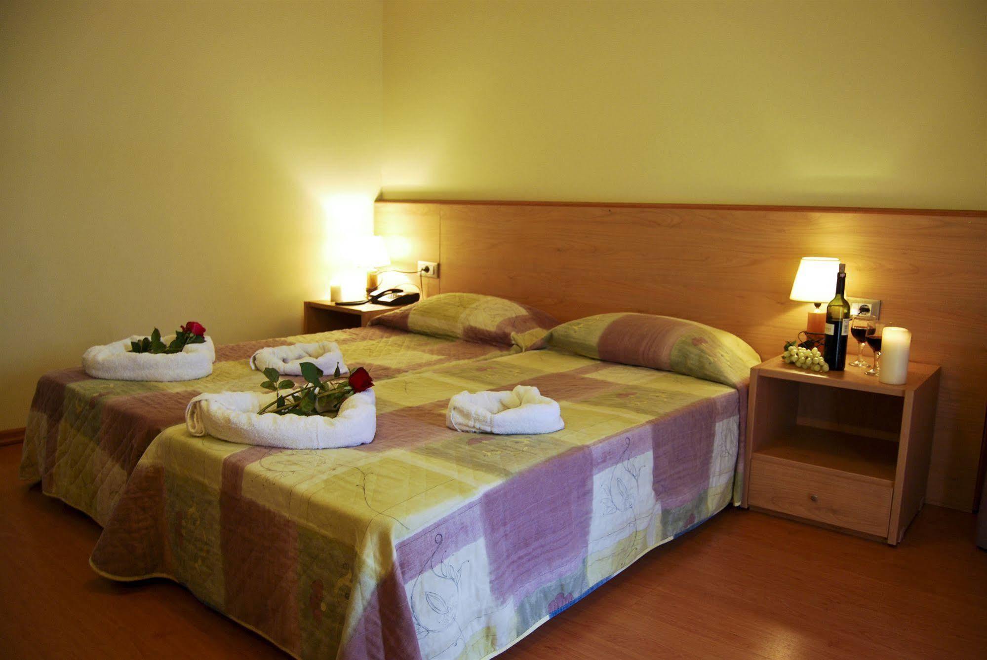 Sunrise Village Hotel Platanias (Crete)