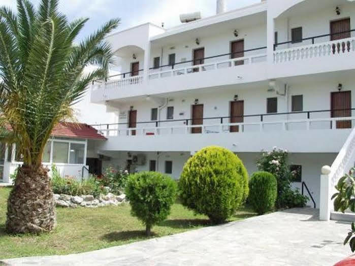 Aparthotel Roseberry 2*