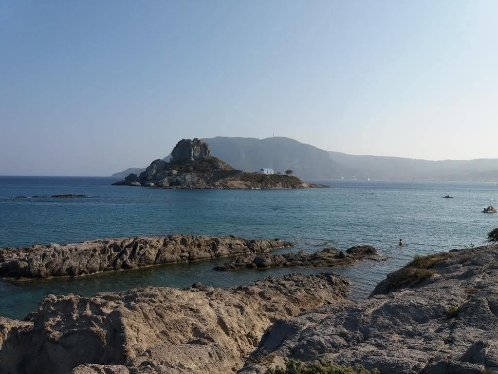Aparthotel Manolis