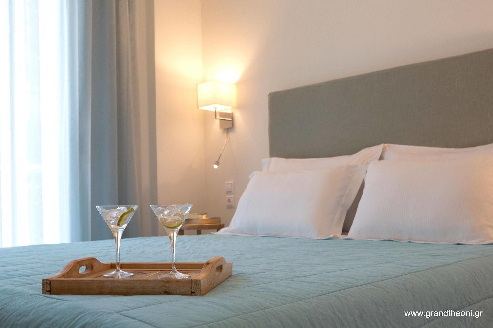 Grand Theoni Boutique & 4* Vasiliki (Lefkada)