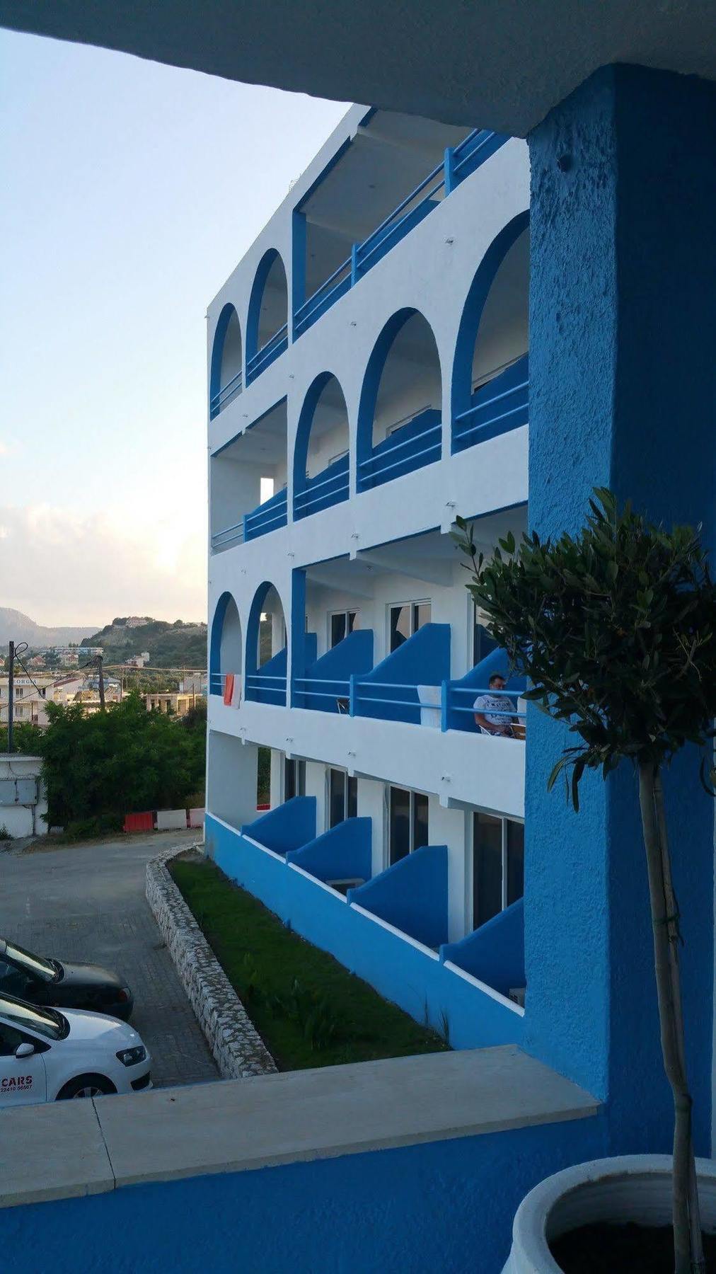 Celadi Vista 3*