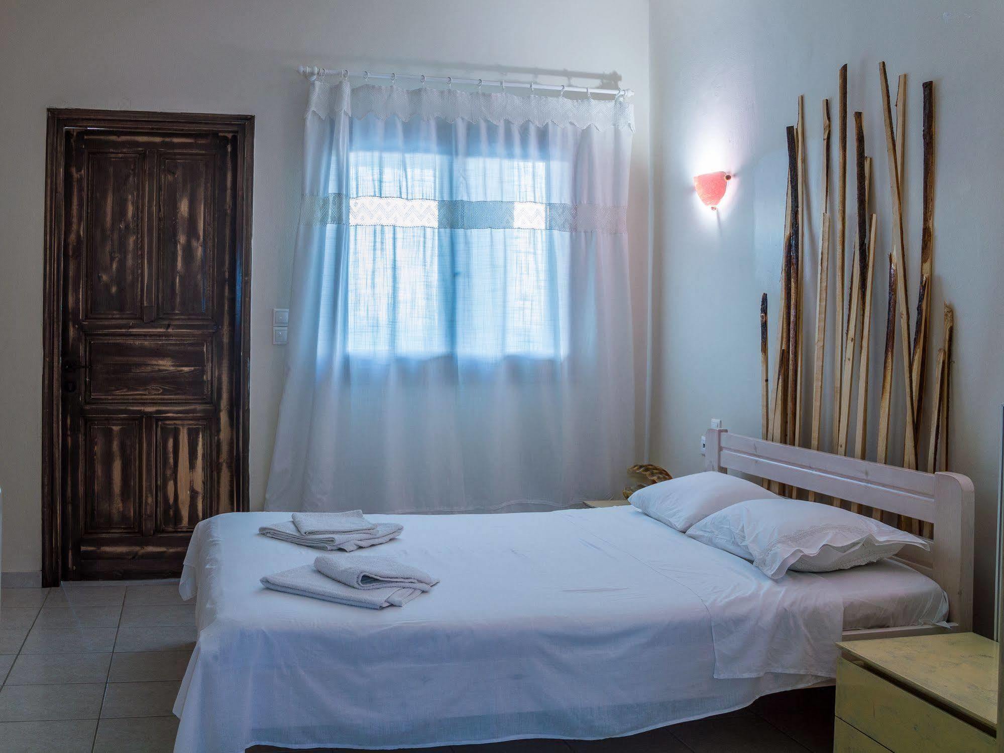 Cavo Petra 3*