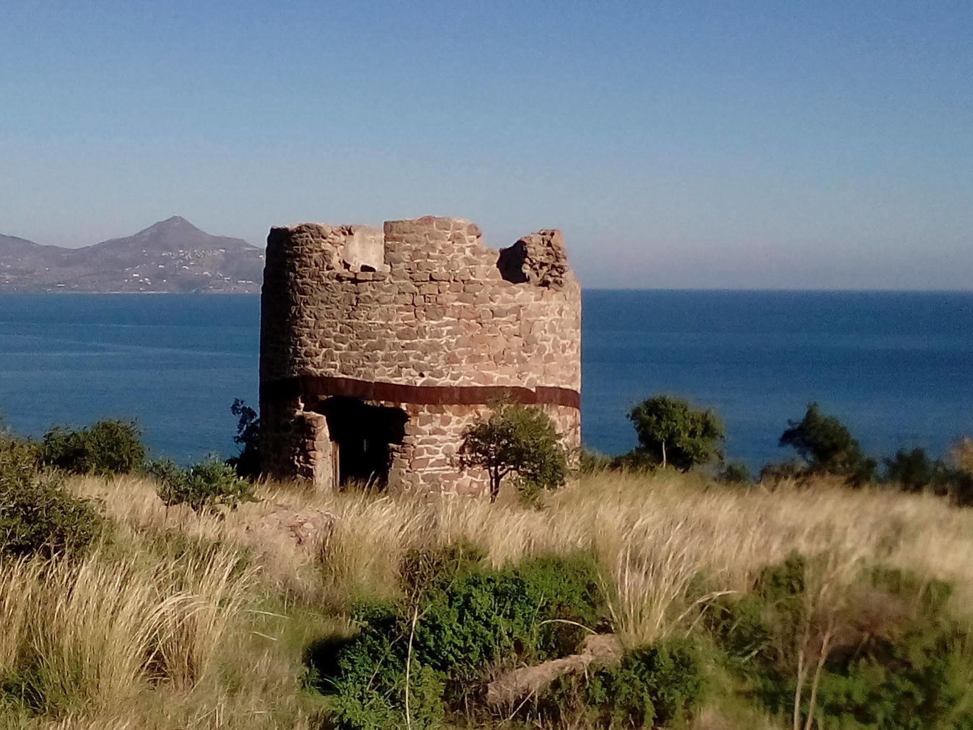 Cavo Petra Agios Georgios (Methana)