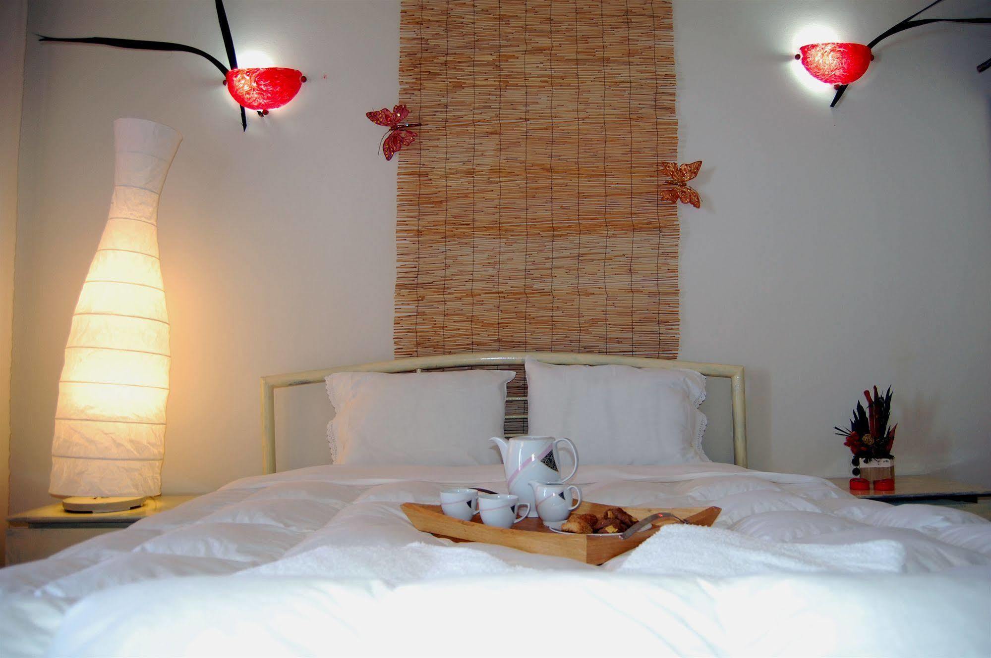 Cavo Petra 3*