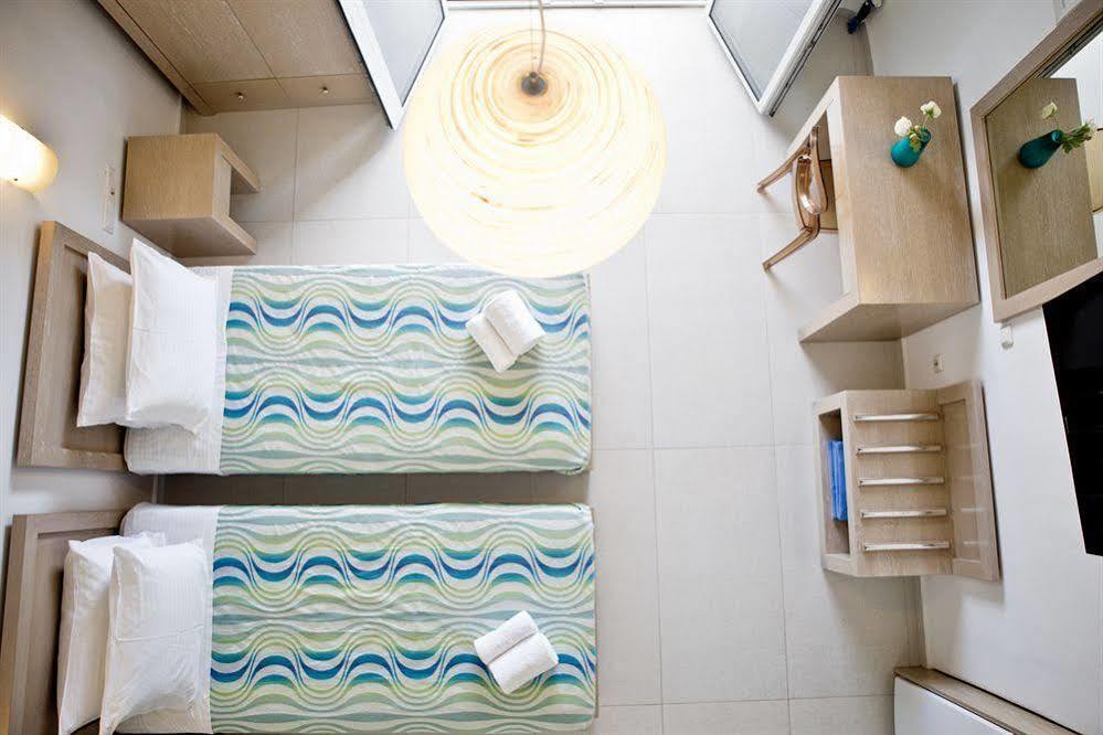 Niriides Homes & 3* Elia (Mykonos)