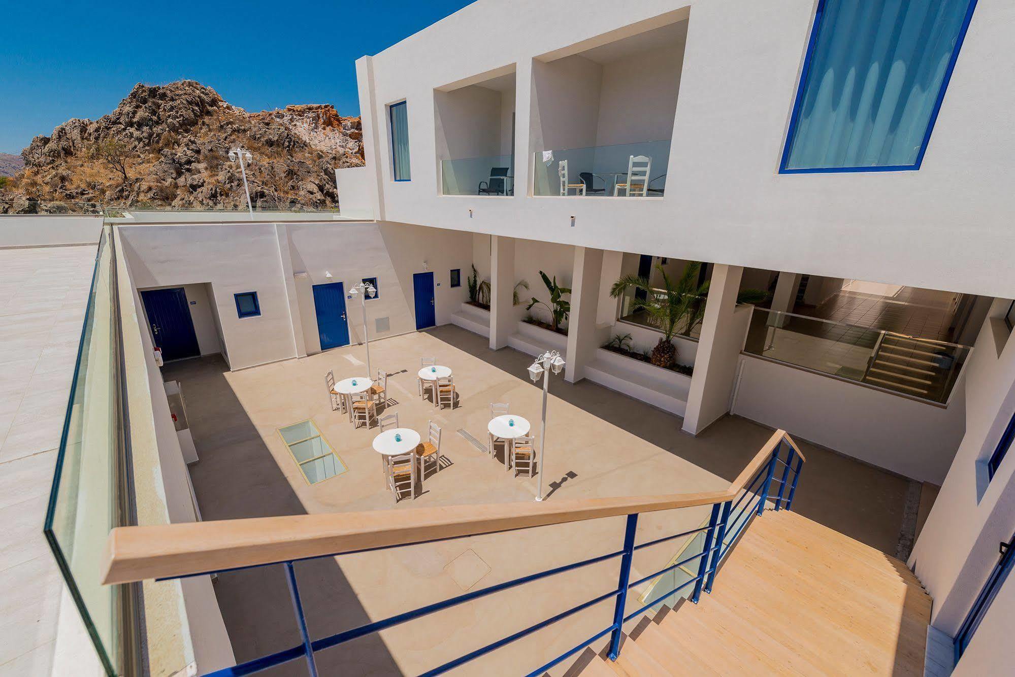 Eagles Nest Hotel