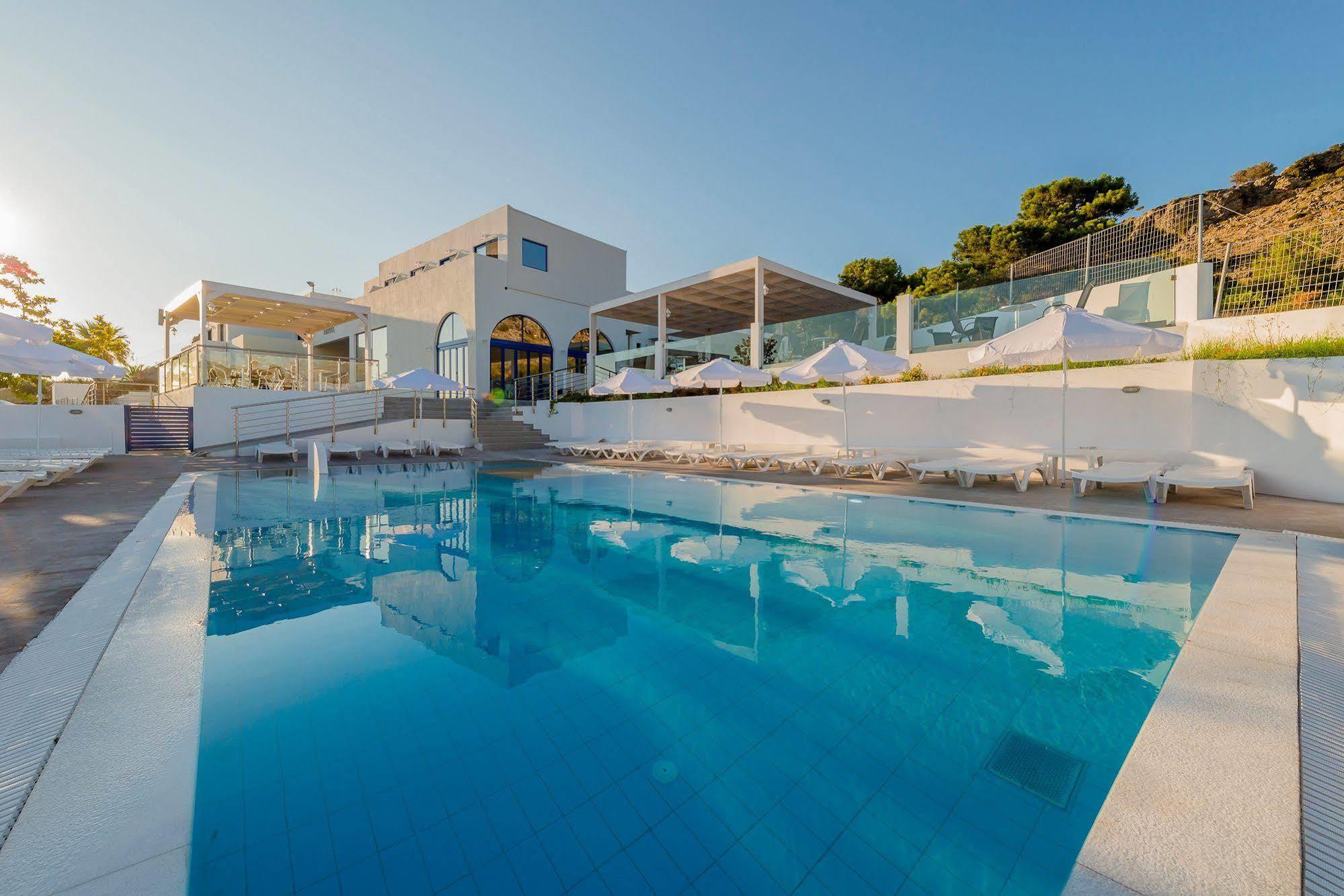 Hotel Eagles Nest 4*
