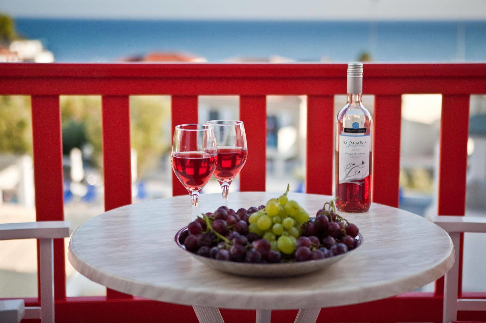 Viva Mare Foinikounta Aparthotel Finikounta
