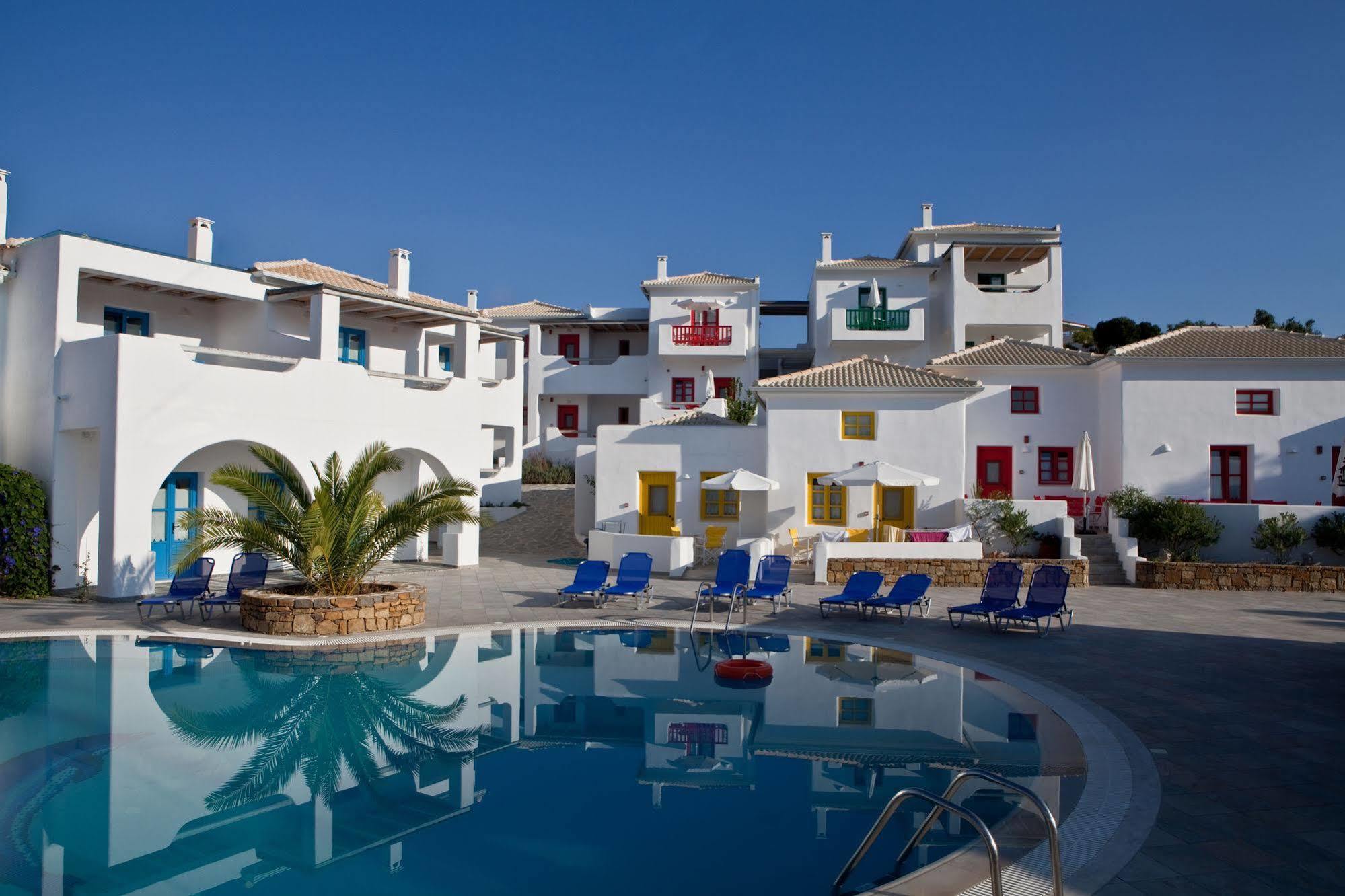 Aparthotel Viva Mare Foinikounta